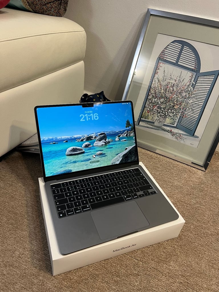 image for Apple MacBook Air M2 2022, 500GB SSD, Apple Warranty