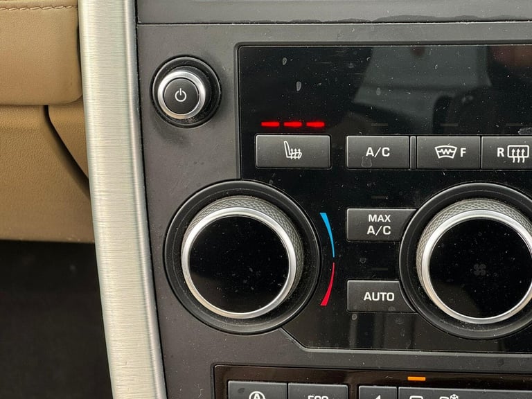 2017 Land Rover Discovery Sport 2.0 TD4 HSE Auto 4WD Euro 6 (s/s) 5dr ESTATE Diesel Automatic