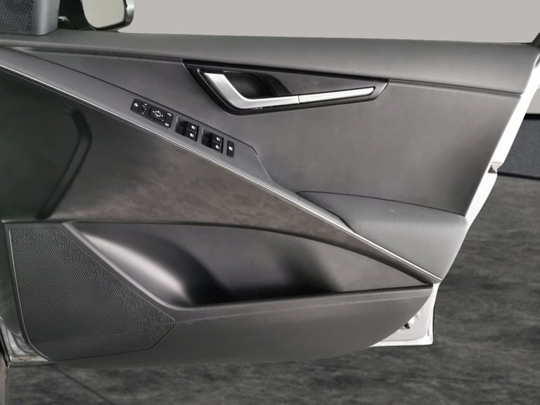 2022 Kia Niro 64.8kWh 3 SUV 5dr Electric Auto (201 bhp) - NAV - HEATED STEERING - DRIVER  Suv Ele...