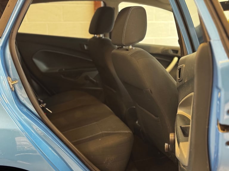 2011 Ford Fiesta 1.2L Zetec Hatchback 5dr Petrol Manual Euro 5 (81 bhp) Hatchback Petrol Manual