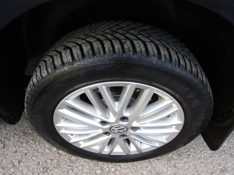 2016 Volkswagen Caddy Maxi Life C20 2.0 TDi WHEELCHAIR ACCESSIBLE DISABLED MOBILITY VEHICLE WAV M...