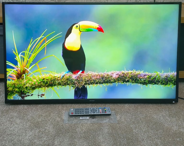 Sharp 43 inch Smart TV 4K Ultra HDR Ace Pro 400 Active Motion Catch-up TV 3x HDMI 43BJ2K