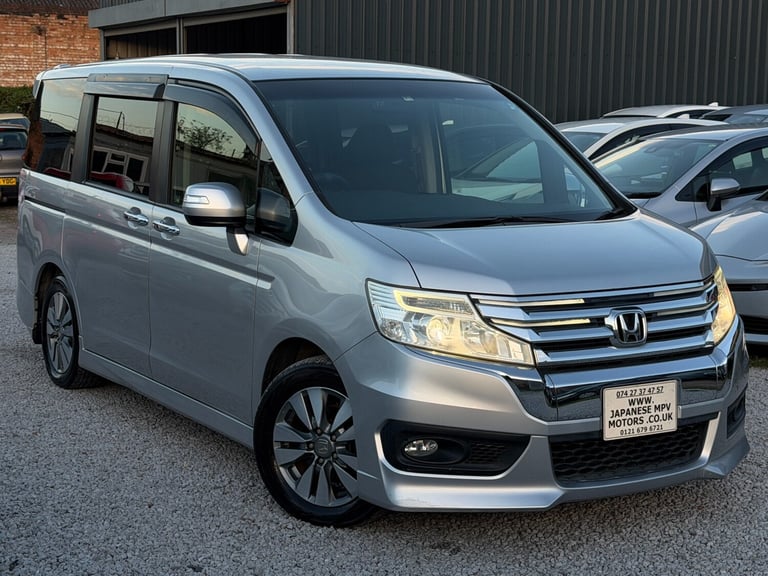 image for 2012 Honda Stepwagon SPADA RK5 2L PETROL AUTOMATIC SILVER FACELIFT 8 SEATER MPV APPLE CARPLAY MPV...