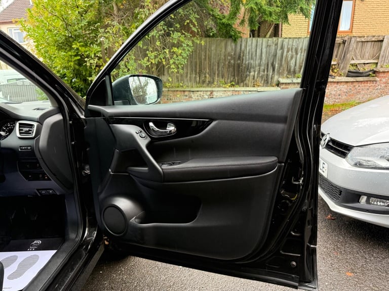 2014 Nissan Qashqai 1.2 DIG-T Acenta Premium 2WD Euro 5 (s/s) 5dr HATCHBACK Petrol Manual