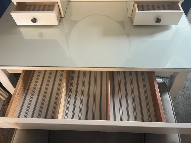 Lovely white Ikea dressing table 