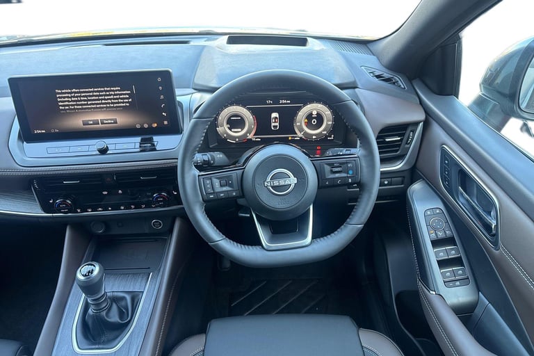 2025 Nissan Qashqai 1.3 DiG-T MH Tekna 5dr Hatchback Petrol Manual