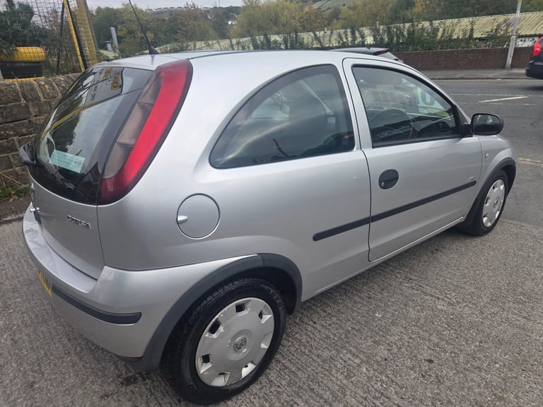 2005 Vauxhall Corsa 1.0i 12V Life 3dr HATCHBACK Petrol Manual