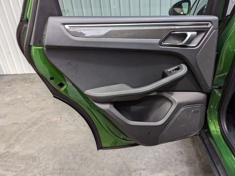 2019 Porsche Macan 3.0 Macan S Semi-Auto 4WD 5dr SUV Petrol Automatic