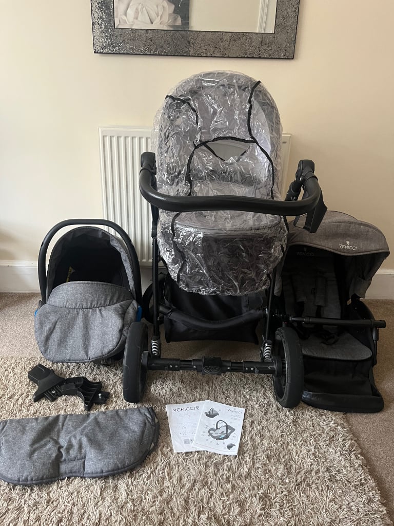 Venicci 3in 1 travel system