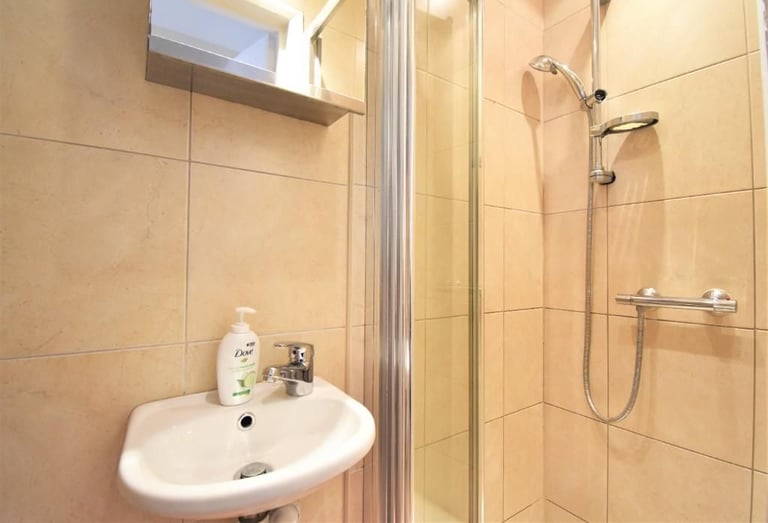 💫Fully Furnished Room in 4-Bed Flat | Great Location N17!