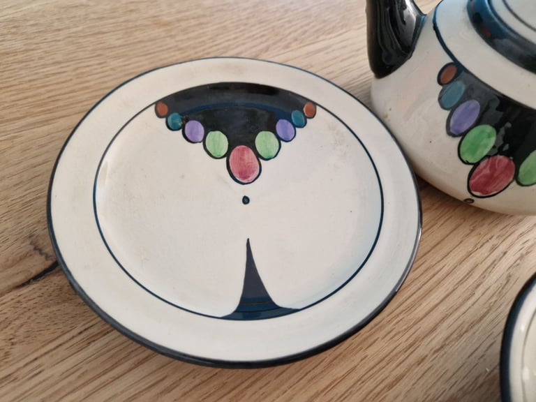 Barton Pottery Art Deco 8 peice Tea set