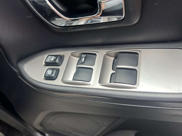 2010 Mitsubishi Shogun 3.2 DI-DC [197] Diamond 5dr Auto ESTATE DIESEL Automatic