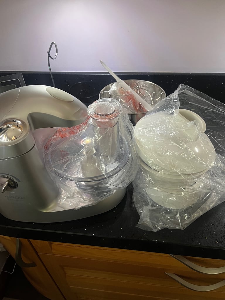 Kenwood food processor, mixer, juicer UNUSED