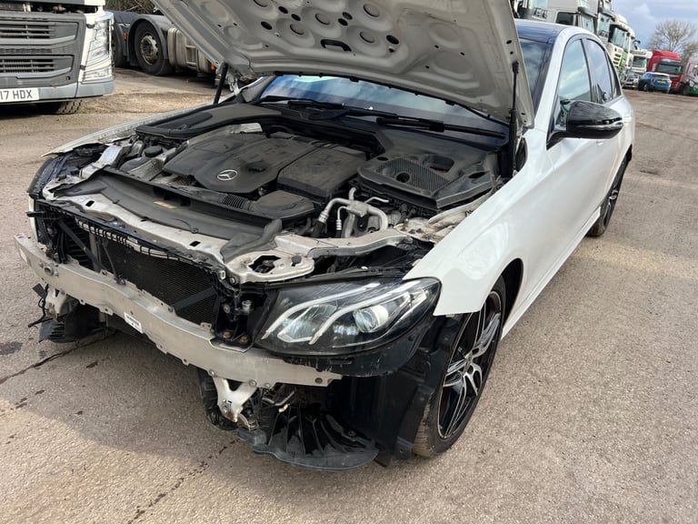 2018 MERCEDES BENZ E CLASS AMG LINE 2.0 DIESEL WHITE AUTO DAMAGED SALVAGE CAT N 