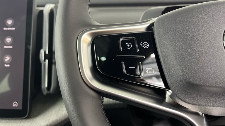 2025 Volvo EX30 Ultra, Twin Motor Performance, Electric(Tints, 20' Alloys, Heated Seats) Estate E...
