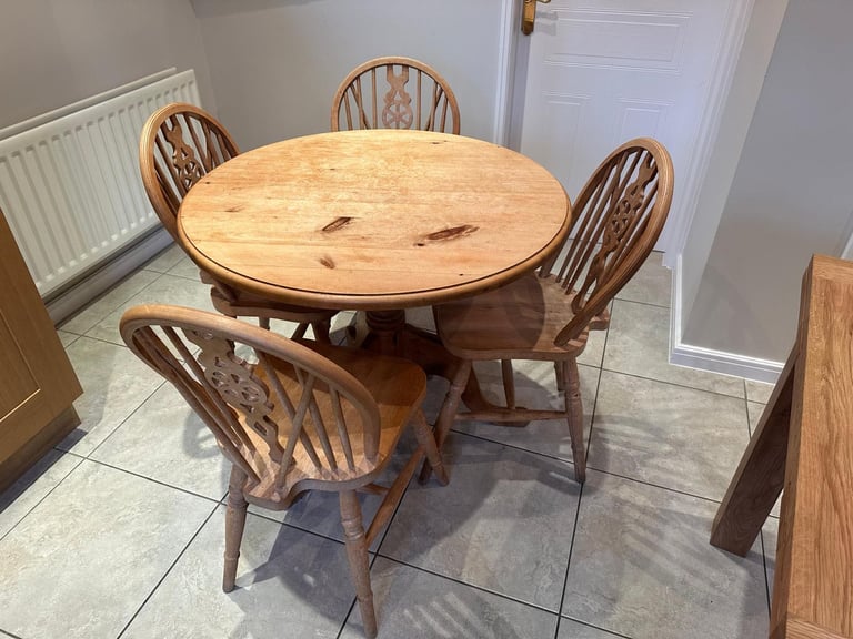 image for Round dining table and 4 chairs