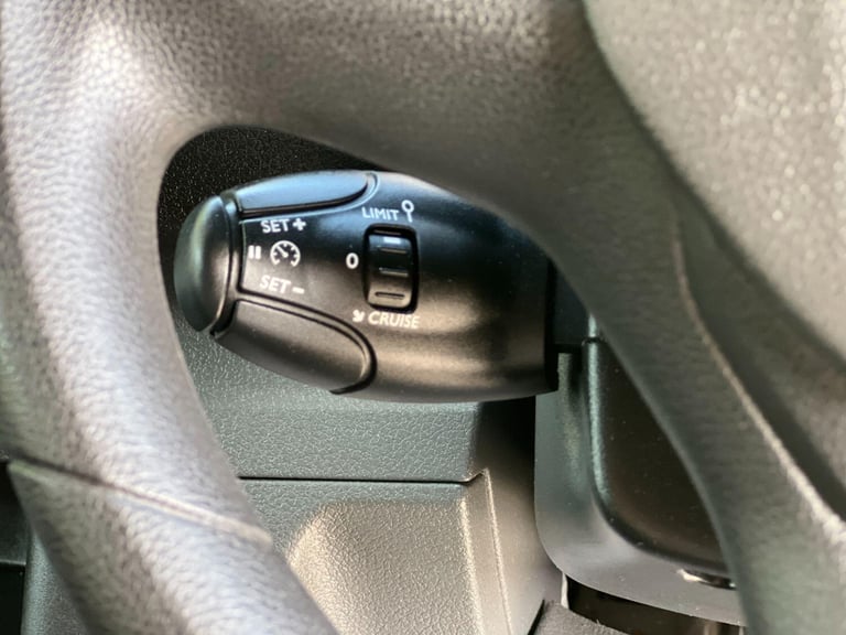 2022 Peugeot Expert 1.5 BlueHDi 1000 Professional Premium Long Panel Van LWB Euro 6 (s/s) 6dr PAN...