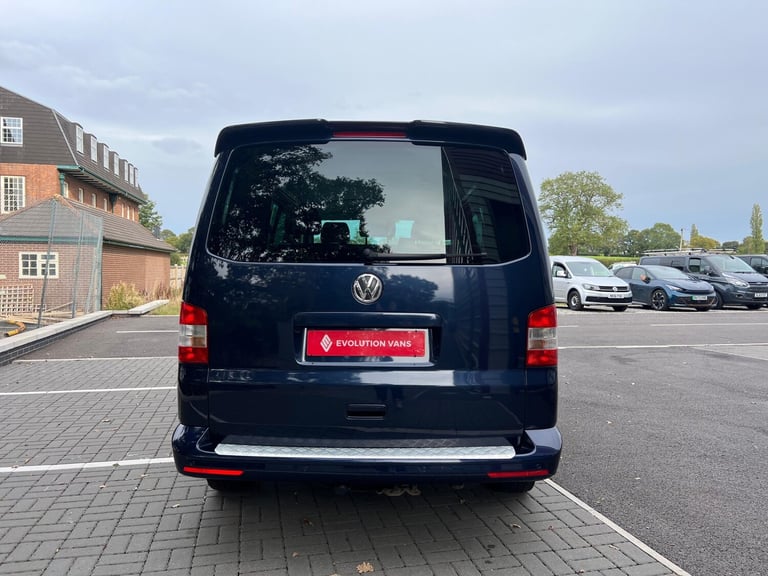 2015 Volkswagen Transporter 2.0 180PS Highline Kombi Van DSG WINDOW VAN Diesel Automatic