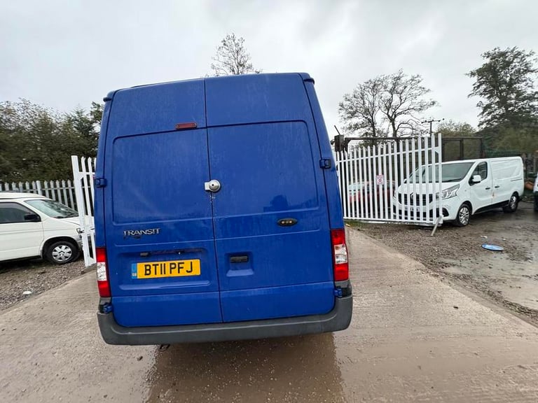 2011 Ford Transit Medium Roof Van TDCi 100ps PANEL VAN DIESEL Manual
