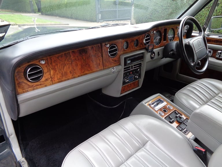 2000 Rolls-Royce Silver Spur III 4dr Auto SALOON Petrol Automatic