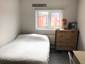 Room in a Shared Flat, Moseley Road, M14