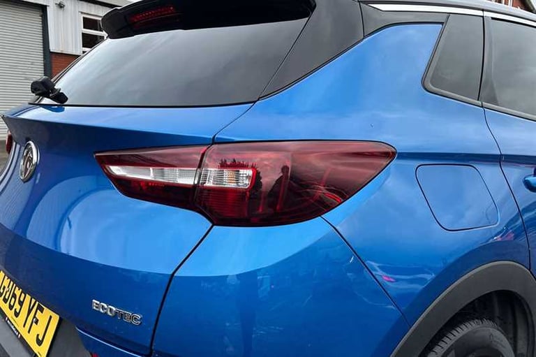 2020 Vauxhall Grandland X 1.2 Turbo SRi Nav 5dr HATCHBACK PETROL Manual