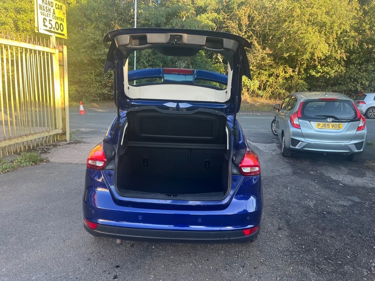 2016 Ford Focus 1.0 EcoBoost 125 Titanium 5dr Auto HATCHBACK Petrol Automatic