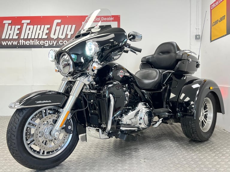 2022 Harley Davidson Tri Glide 114 Trike 8000 Miles