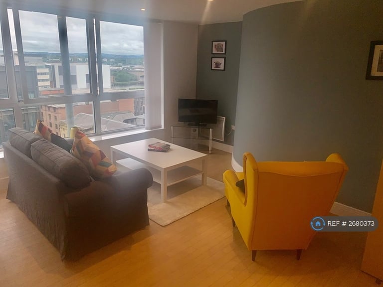 2 bedroom flat in Argyle Street, Glasgow, G2 (2 bed) (#2680373)