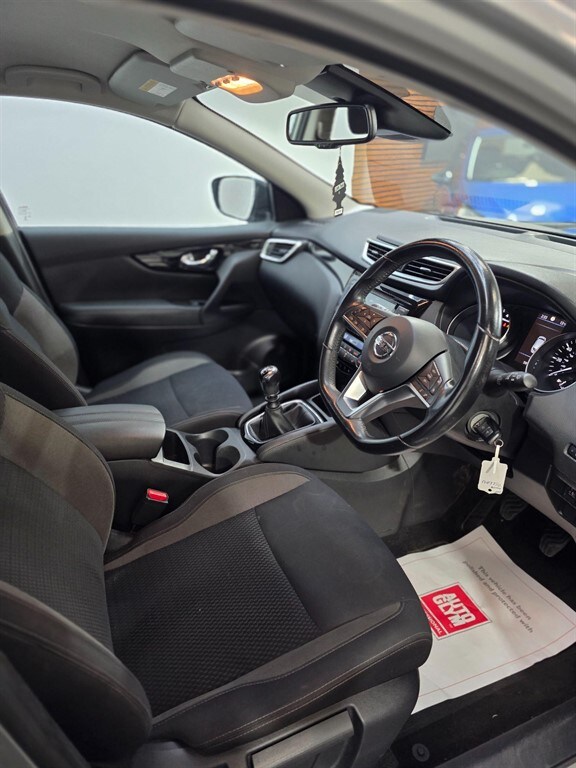 2020 Nissan Qashqai 1.3 DIG-T Acenta Premium Euro 6 (s/s) 5dr SUV Petrol Manual