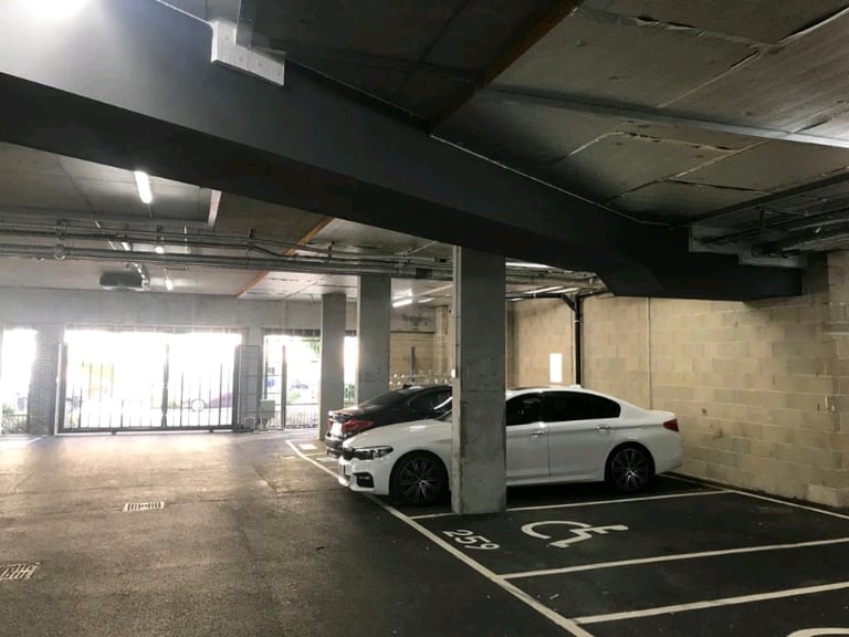 Parking Space for rent - Colindale Station