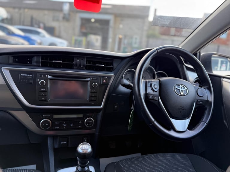 2014 Toyota Auris 1.6 V-Matic Icon Euro 5 5dr HATCHBACK Petrol Manual