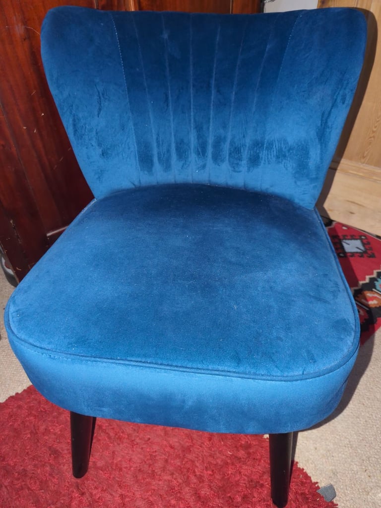Blue velvet chairs
