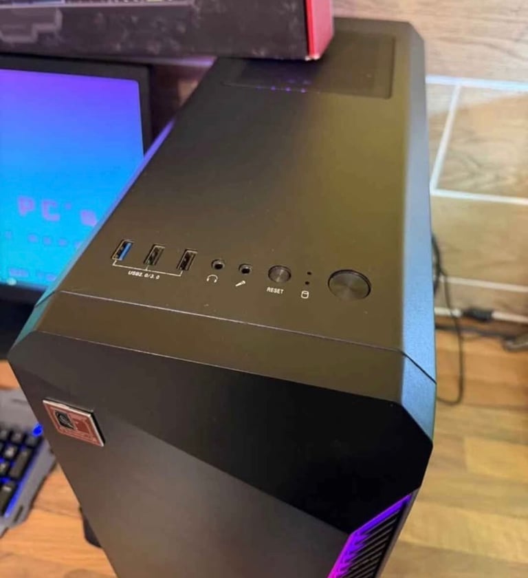 AMD Ryzen 5 Gaming PC 🦆BARGAIN🦆