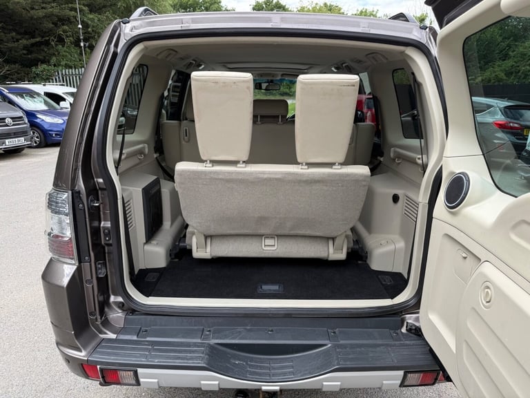 2013 Mitsubishi Shogun 3.2 DI-DC [197] SG3 5dr Auto ESTATE DIESEL Automatic