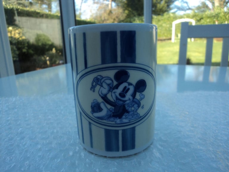 image for Brand new Mickey Mouse design bathroom toothbrush/toothpaste pot. 