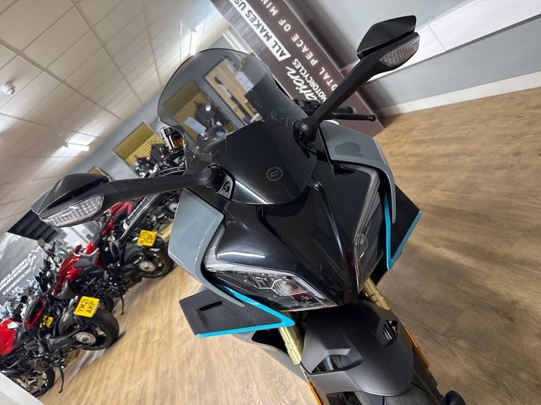 2025 Cf Moto Sr SRS Petrol grey Manual