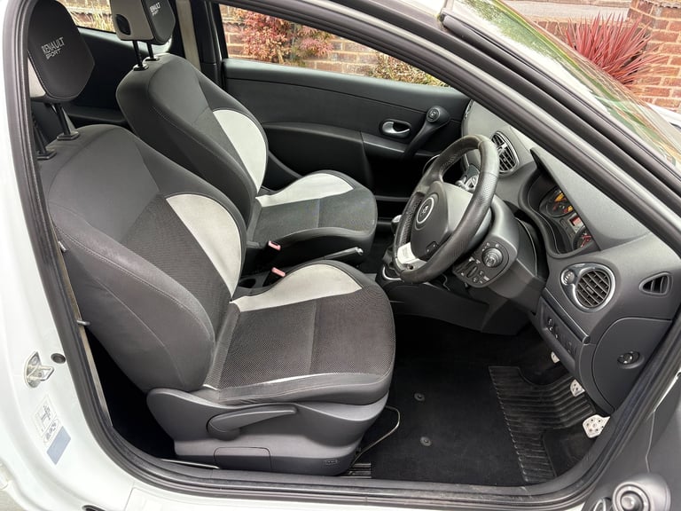 2009 Renault Clio 2.0 Renaultsport RS 200 Hatchback 3dr Petrol Manual Euro 4