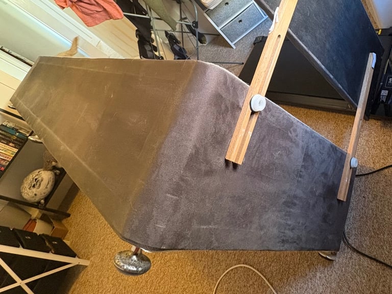 FREE!!! Single divan bed base with matching head board.