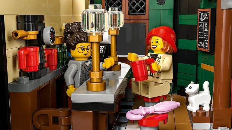 NEW SEALED LEGO ICONS TUDOR CORNER MINIATURE HOUSE SET 10350