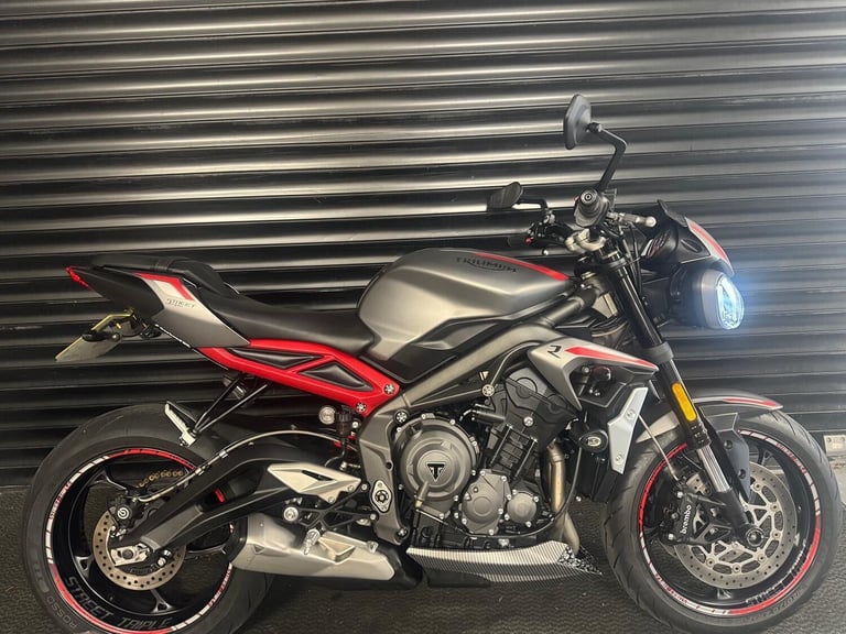 TRIUMPH STREET TRIPLE 765 R Triumph Shift Assist-Htd Grips  More