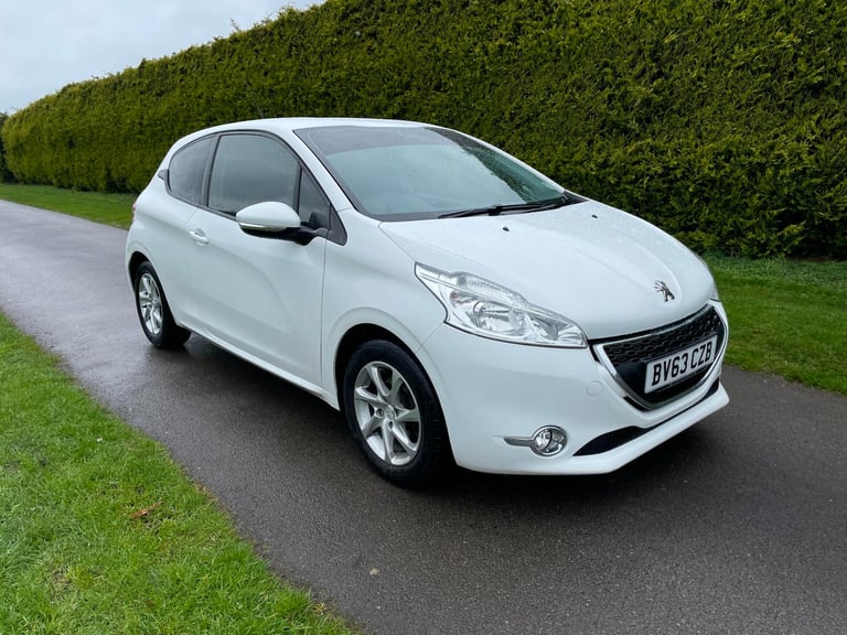 image for 2013 Peugeot 208 1.2 VTi Active 3dr HATCHBACK Petrol Manual