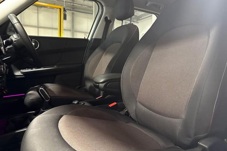 2023 MINI Countryman 1.5 Cooper Classic SUV 5dr Petrol Steptronic Euro 6 (s/s) (136 ps) Automati ...