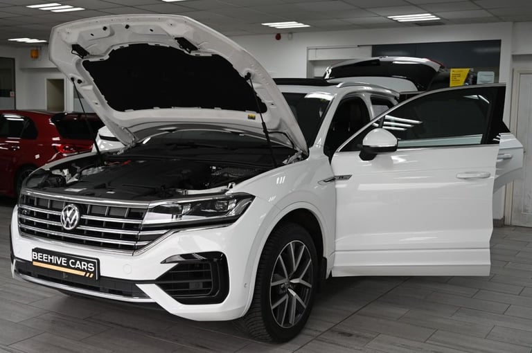 2018 68 VOLKSWAGEN TOUAREG 3.0 TDI V6 R-LINE SUV 5DR DIESEL TIPTRONIC 4MOTION EU
