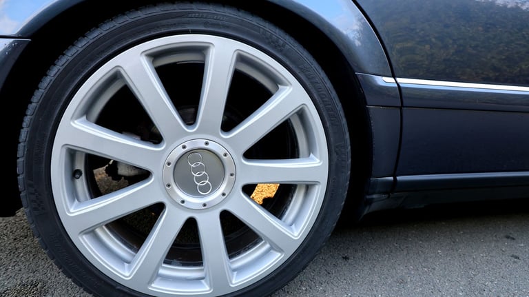 Audi A8, 2.8 Quattro, D2, Final Edition.