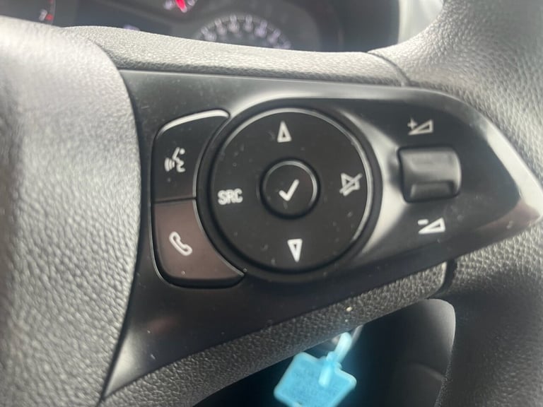 2021 21 VAUXHALL COMBO 1.6 TURBO D 2300 LIMITED EDITION NAV PANEL VAN 4DR DIESEL