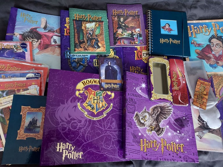 Harry Potter Stationery inc Folders, Pencil Cases, Notepads & Birthday Cards