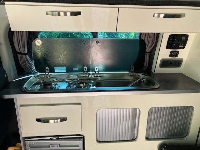 Ford TRANSIT CUSTOM Wellhouse Terrier 1
