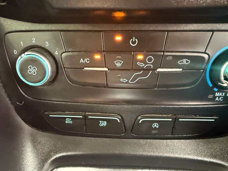 2021 Ford Transit Connect 1.5 EcoBlue 100ps Leader D/Cab Van PANEL VAN DIESEL Manual