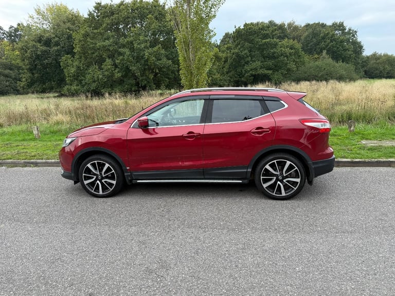 Nissan Qashqai 1.6 dCi Tekna 2WD Euro 6 5dr DIESEL MANUAL 2015/65
